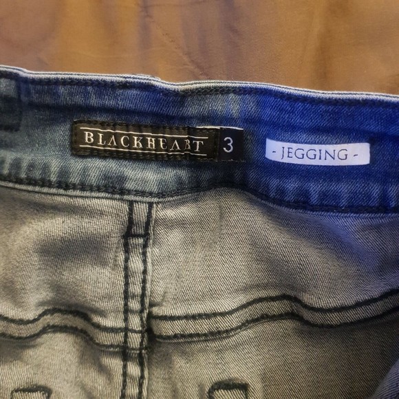 Blackheart Jegging Jeans Skinny Womens Size 3 Hot Topic Destroyed Distressed - Picture 6 of 12